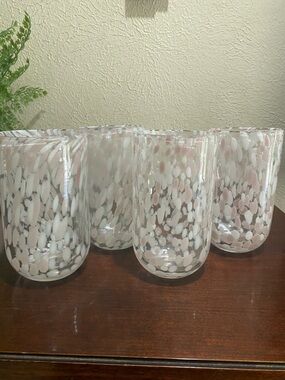 Elegant Speckled White and Pink Glass Tumblers - Set of 4